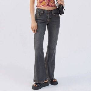 Urban Outfitters Low Rise Flare Jeans - 25 - NWT - black denim wash